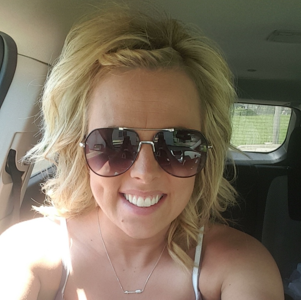 Meet your Posher, Riley